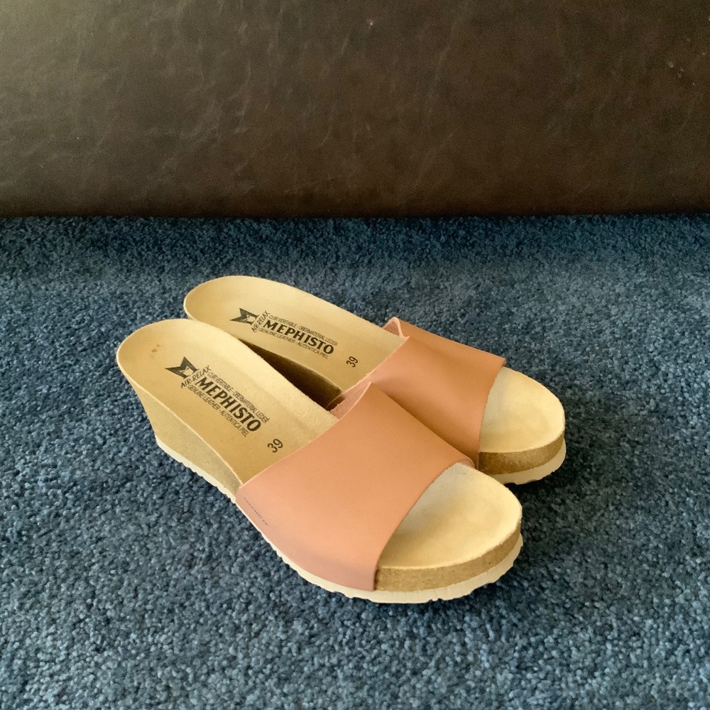 Mephisto Lise Platform Sandals New Size 39 Dusty Pink (US 9 or 8.5)